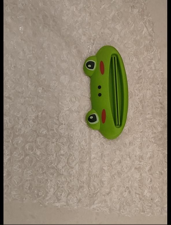 Animal Toothpaste Rolling Holder
