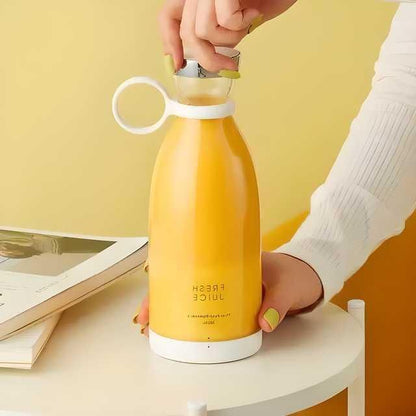Mini Electric Fruit Mixer – Travel Friendly